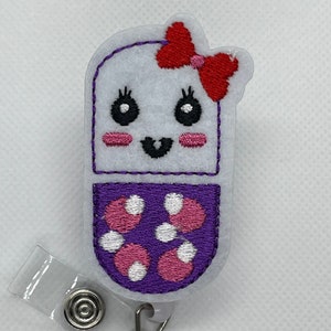 Chill Pill Badge Holder | Ausweishalter | Buttonrolle | Namensschild Halter.