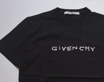 Givenchy Tshirt - Etsy Givenchy Tshirt - Etsy