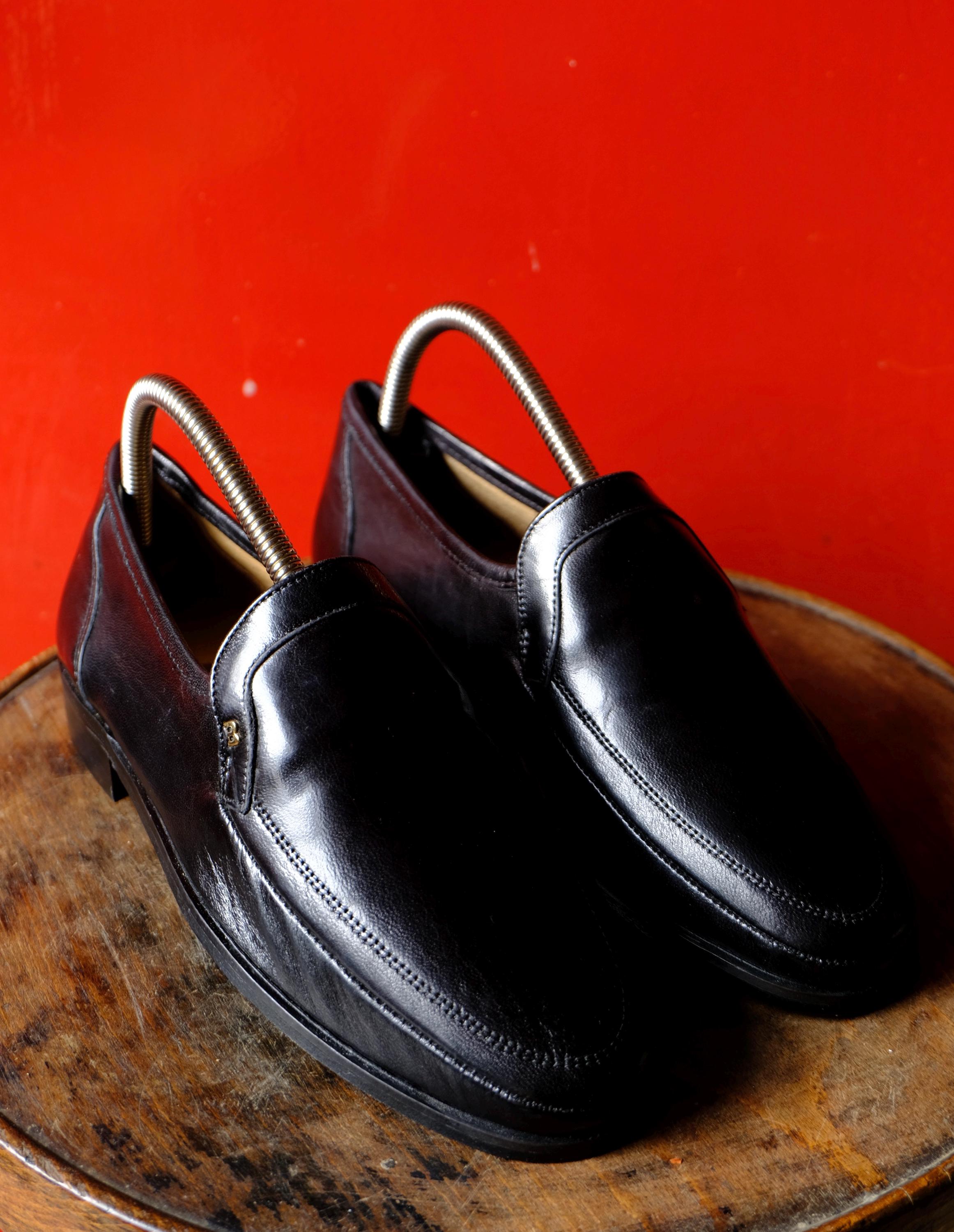 Vintage Bally Leather Loafers: Classic Black Slip-ons, Size 
