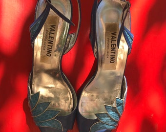 Valentino blue leather high heels/ vintae valentino shoes/ Valentino blue high heels size 39