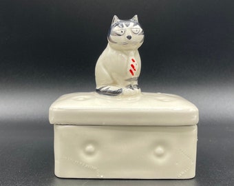 Vintage Takahashi Cat Ceramic Trinket/Jewelry Box and Lid