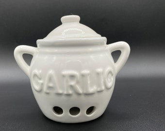 Vintage Knobler Taiwan White Ceramic Garlic Keeper/Jar