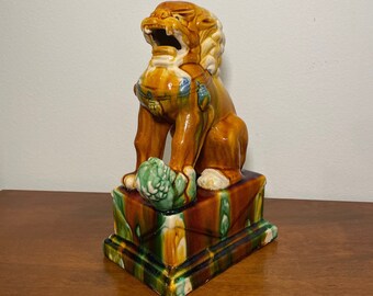 UNIQUE!! Pastel Porcelain Chinese Foo War Dog Lion Figurine Statuette