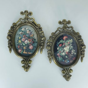 Pair of Vintage Italian Brass Oval Frames with Floral Paintings – Made in Italy