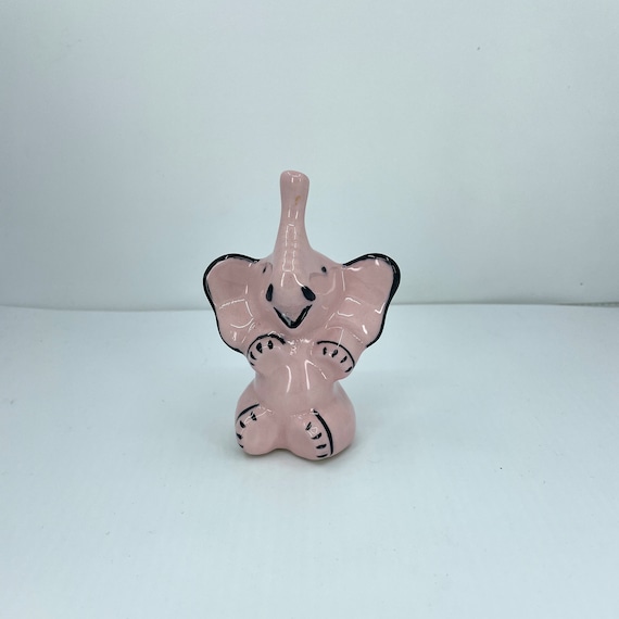 1950's Studio Pottery Vintage Sitting Pink Elepha… - image 1