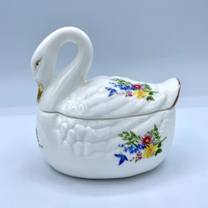 Lefton Bone China Swan Trinket Box with Floral Design – Vintage Collectible