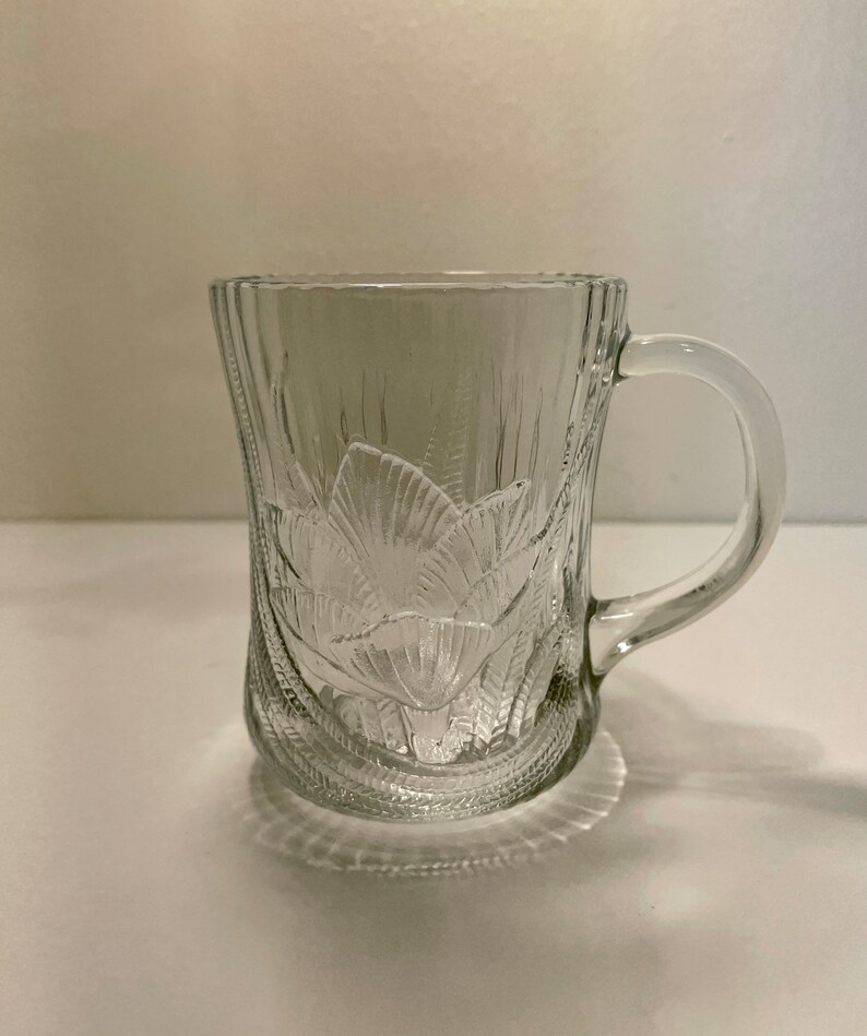 Vintage Set of 2 Clear Glass Mugs by Arcoroc with Cantrubury Design Made in France 10oz image 3