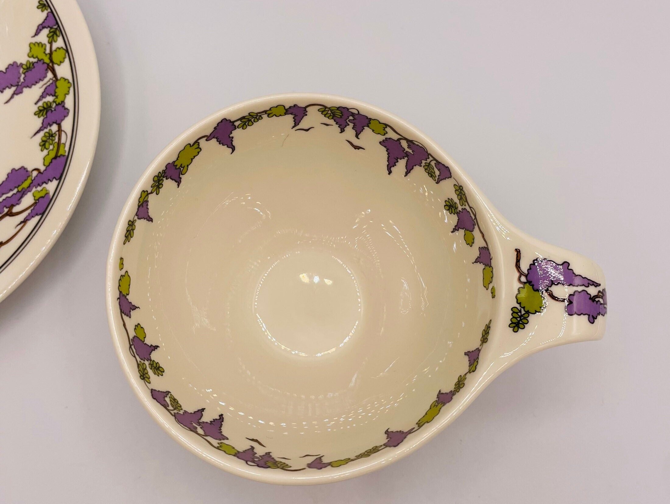 ドイツ　Villeroy boch ヴィンテージ　チューリップ　オーバル Vintage Villeroy - Boch Design 1900 Teacup & Saucer Set