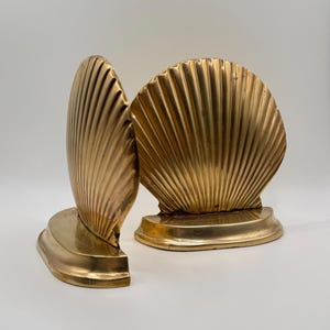 Vintage Solid Brass Seashell Bookends – Coastal Nautical Decor