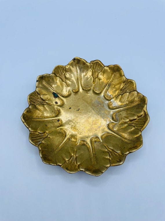 Vintage Brass Trinket Dish Jewelry Ring Dish Catc… - image 2