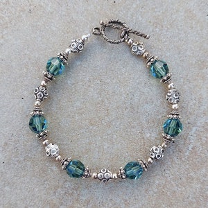 Handgemaakte Bali sterlingzilveren armband: groen Swarovski-kristal