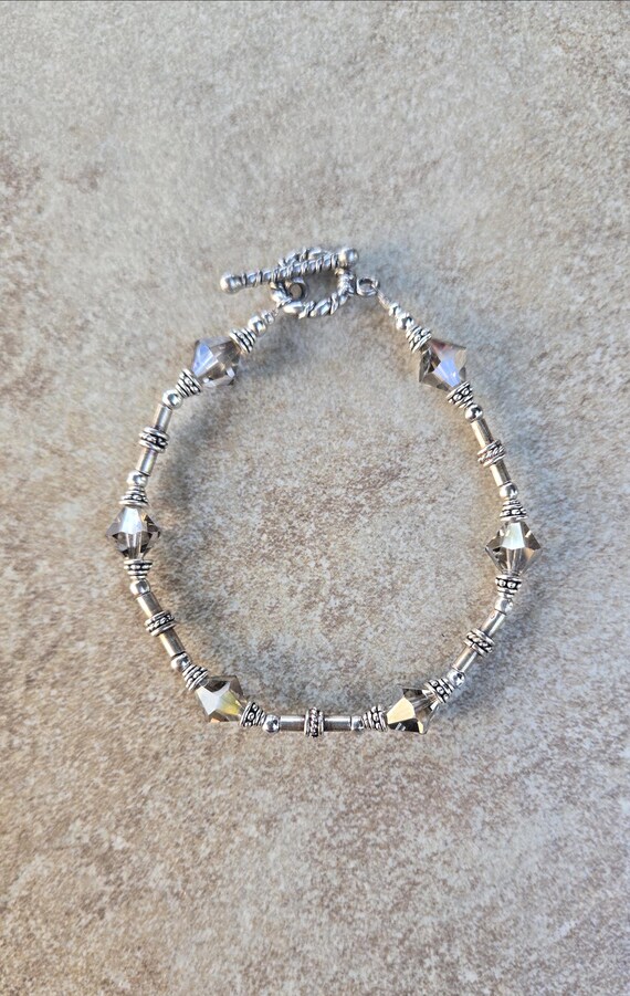 Bali Sterling Silver Swarovski Bracelet: Black Diamond  display picture 1