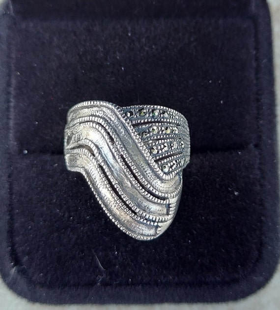 Vintage Sterling Silver 925 Marcasite Ring, size 6