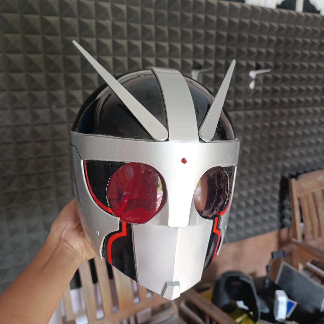 masked-kamen-rider-black-rx-robo-custom-cyberpunk-motorcycle-helmet-dot