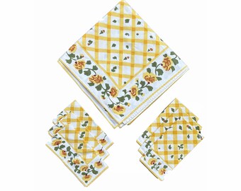 Vtg 1950s Floral Tablecloth Napkins Set Core Cottage Picnic Easter Shabby Decor