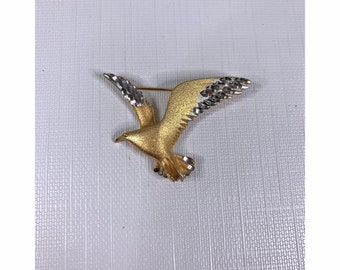 Vintage Seagull Bird Gold Tone Pewter Silver Tone Detail Brooch Pin Unbranded