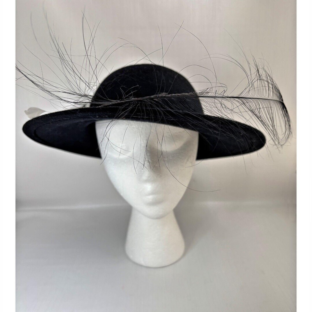 Betmar Wide Brim Wool Hat Church Chic Neiman Marcus Union  display picture 1
