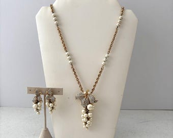 Vintage Faux Pearl Rhinestone Grape Cluster Necklace Earrings Set Old Money