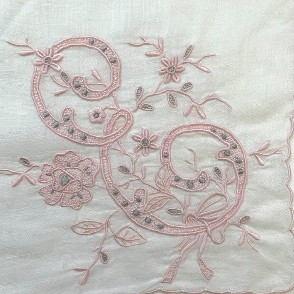 Vintage Pink Monogram Initial E Embroidered Scallop Edge Hankie Handkerchief 14”
