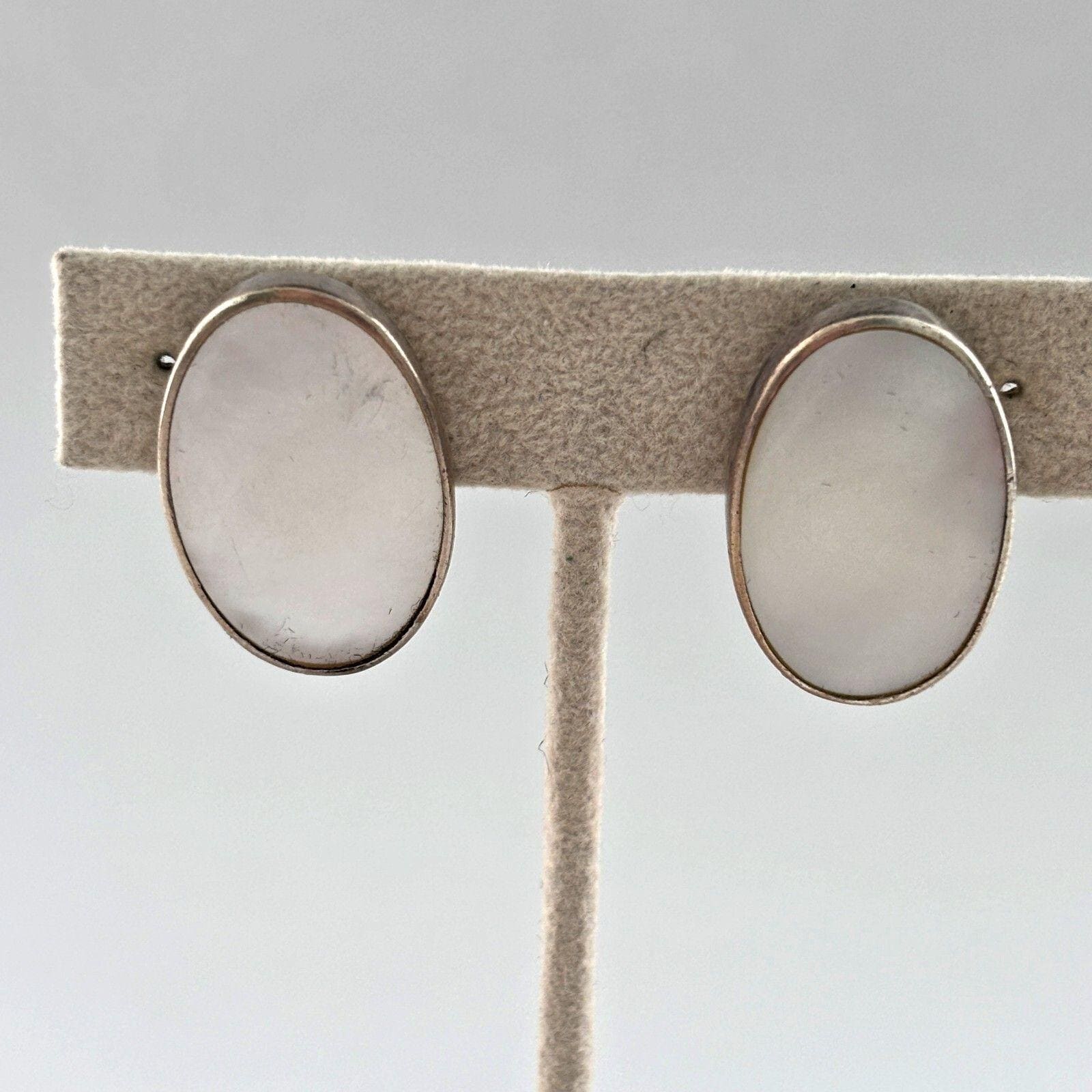 ヴィンテージ スターリングシルバー オーバル マザーオブパール