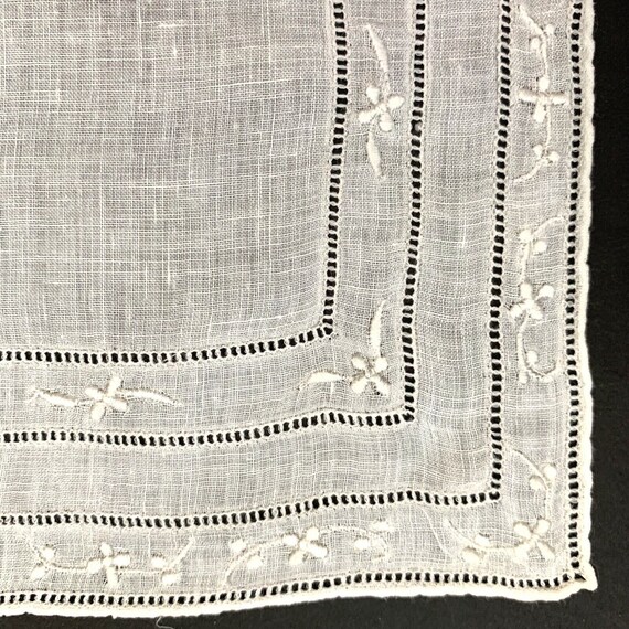 Embroidered Linen Brides Wedding Handkerchief Cot… - image 3