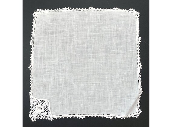 Linen hankies to crochet discount