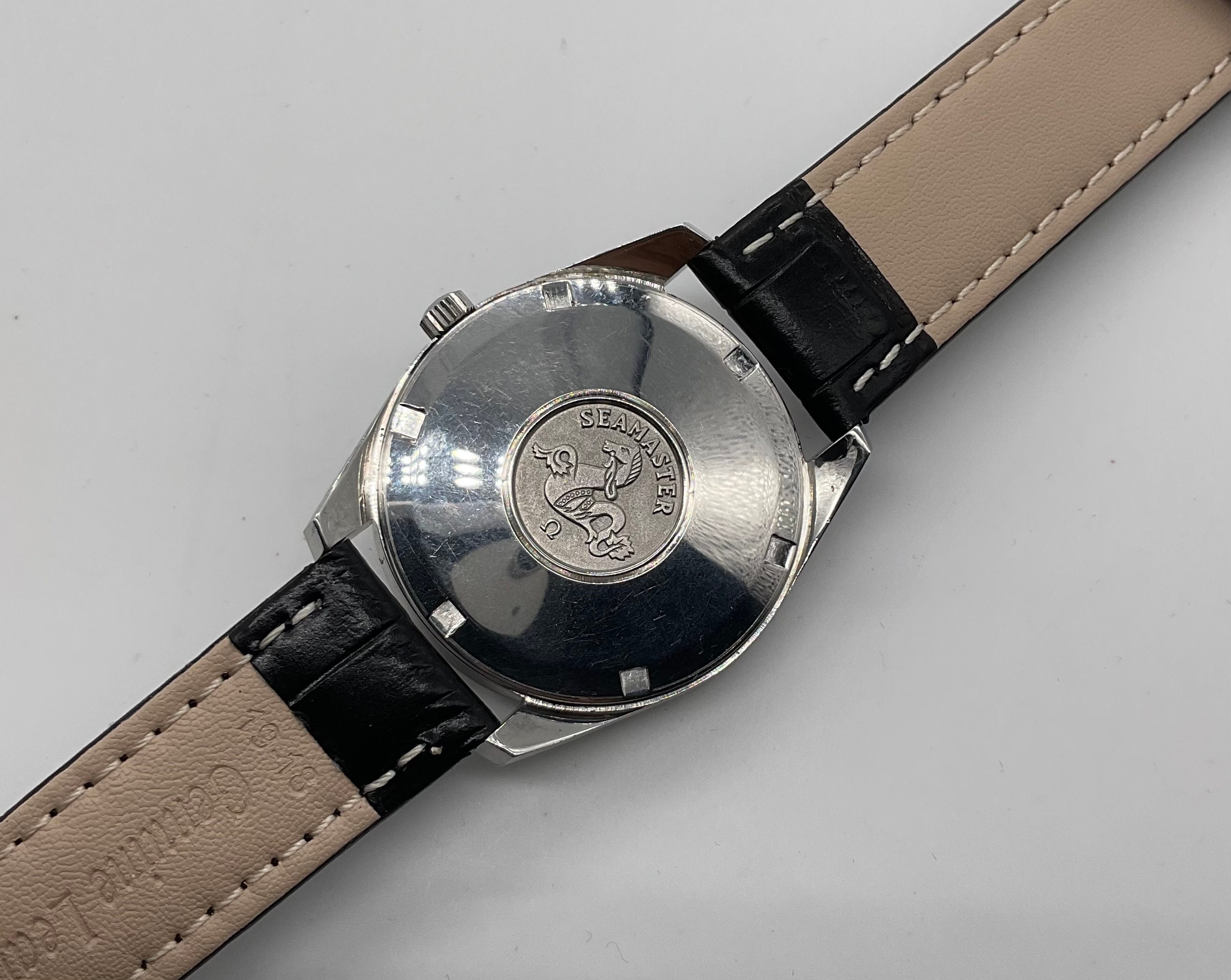 Vintage Omega Seamaster Automatic Watch: Swiss Made Day-date