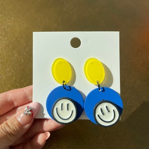 Cool Girl Pop Art Pendientes de bricolaje hechos a mano, estilo Hip Hop, arte callejero, pendiente de cara feliz, pendiente exagerado, poste de plata esterlina