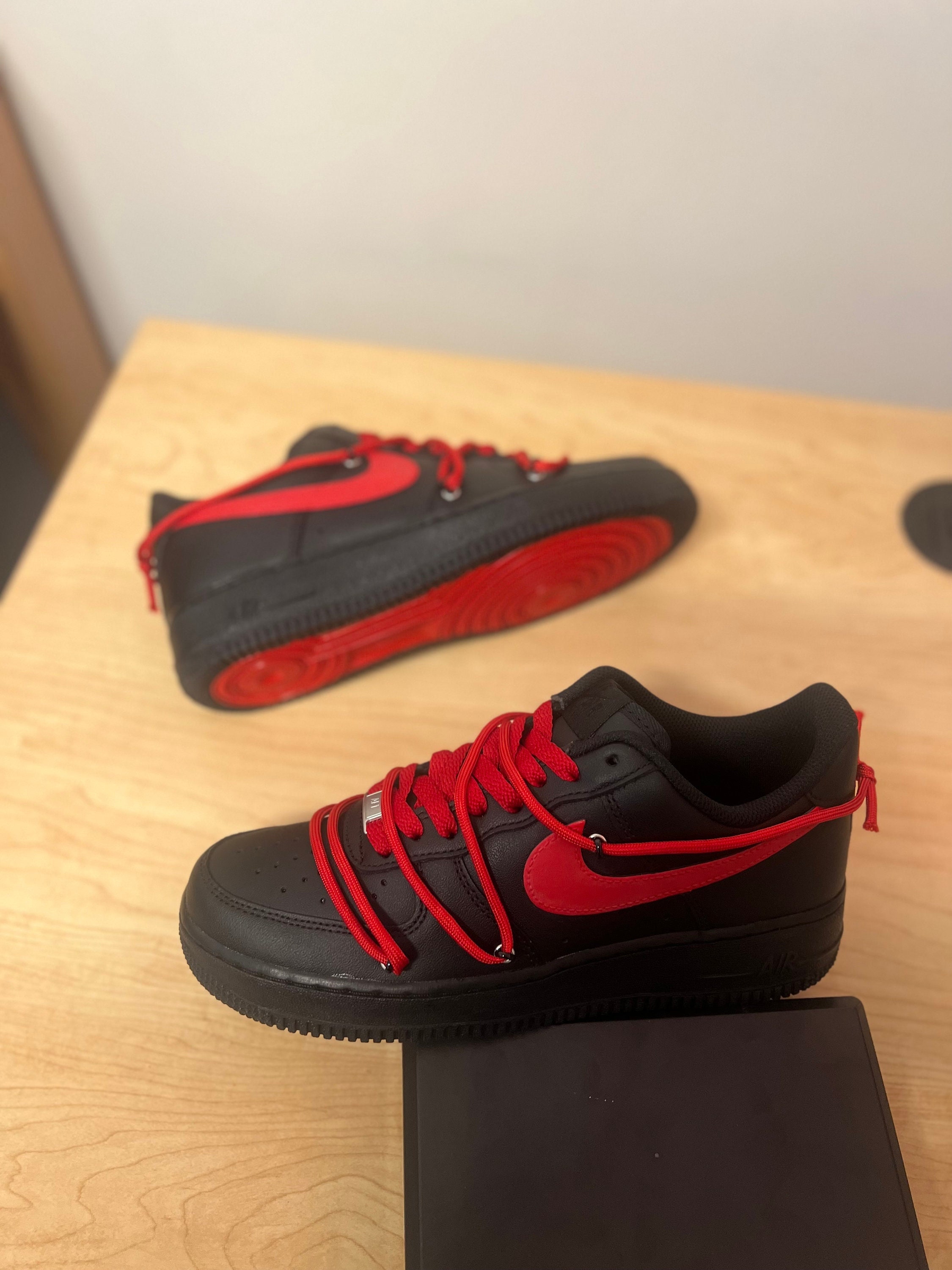 red bottom af1