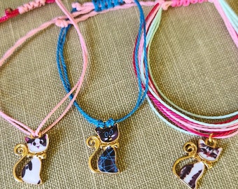 Kitty Cat Charm Pulseras de la amistad Pulseras de cordón de cera Conjunto de 3 lindos regalos para amantes de los gatos Accesorios de joyería Ideas de regalos para mejores amigas para ella