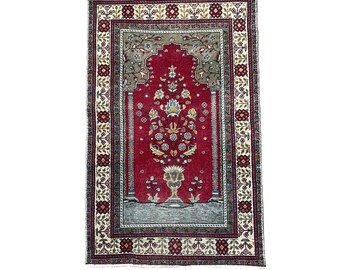 Hand-Knotted Turkish Wool Rug 2.3x3.6 ft: Vintage Floral Design