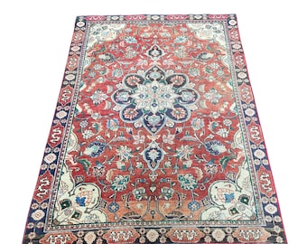 Handmade Turkish Wool Rug: Vintage Floral Medallion, 3' x 4'3"