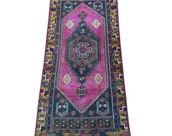 Handmade Turkish Wool Runner Rug: Vintage Pink Boho Hallway Rug (3'1" x 7')