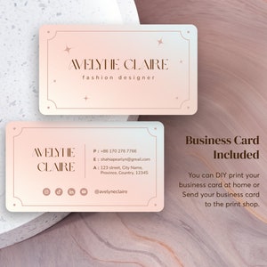 K&ouml;nnte beinhalten: Eine rosa-blaue Verlaufs-Visitenkarte mit dem Text "AVELYNE CLAIRE fashion designer" oben und Kontaktinformationen unten. Der Text "Business Card Included" befindet sich auf der rechten Seite der Karte mit dem Text "Sie k&ouml;nnen Ihre Visitenkarte selbst zu Hause drucken oder Ihre Visitenkarte an die Druckerei senden."