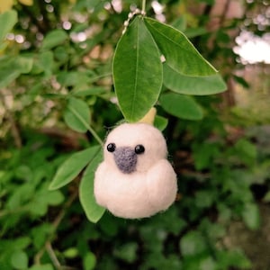 Sulphur-Crested Cockatoo Wool Felted Keychain
