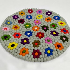 Handmade Wool Felt Ball Rug: Multi-Colored Pom Pom Carpet