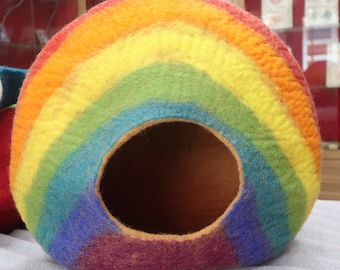 Cuccia per gatti in feltro di lana fatta a mano / Accogliente rifugio arcobaleno per animali domestici, Nepal