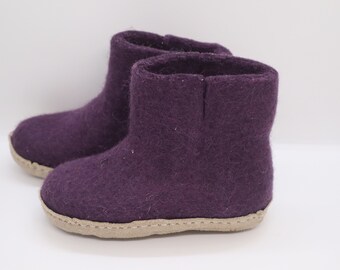 Handmade Wool Felt Booties | Unisex Shoes | Leather Sole | Nepal