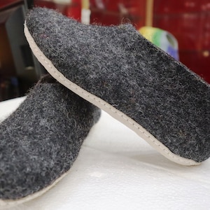 Unisex Wool Felt Slippers, Natural Wool Felted Ankle Shoe / Indoor slipper With Leather Sole