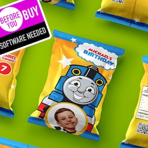 Op de afbeelding: Gele en blauwe feestzakjes met een Thomas de Tank Engine-ontwerp. De zakjes bevatten een afbeelding van Thomas, een foto van een kind en de tekst "Michaels verjaardag".