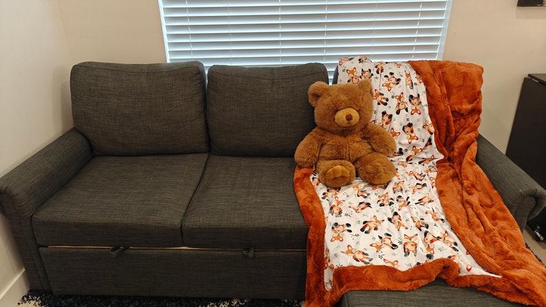 Woodland Fox Minky Blanket / La manta perfecta para todas las edades / Throw Blanket / Couch Snuggle imagen 3