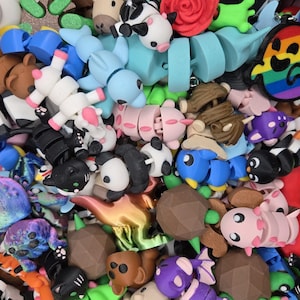 3D printed Animals | Keychain Animals | Wiggle Toys | Fidget Toys | Sensory Play | Cute Baby Animals | Toys for All Ages | Cheap Toys