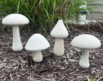 Concrete Mushrooms Set of 4 (Outdoor Use)