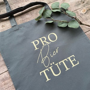 Die witzige Pro-Bier-Tüte als Geschenk für alle Bierliebhaber, lange Henkel, 38x42cm, Fairtrade, OEKO-Tex zertifiziert