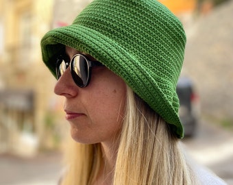 Handgebreide groene katoenen bucket hat, boho zomerzonneklep