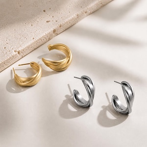 Pendientes de aro de plata y oro para mujer, pendientes sencillos y minimalistas, pendientes de aro pequeños, joyería para el día a día, elegantes y básicos.