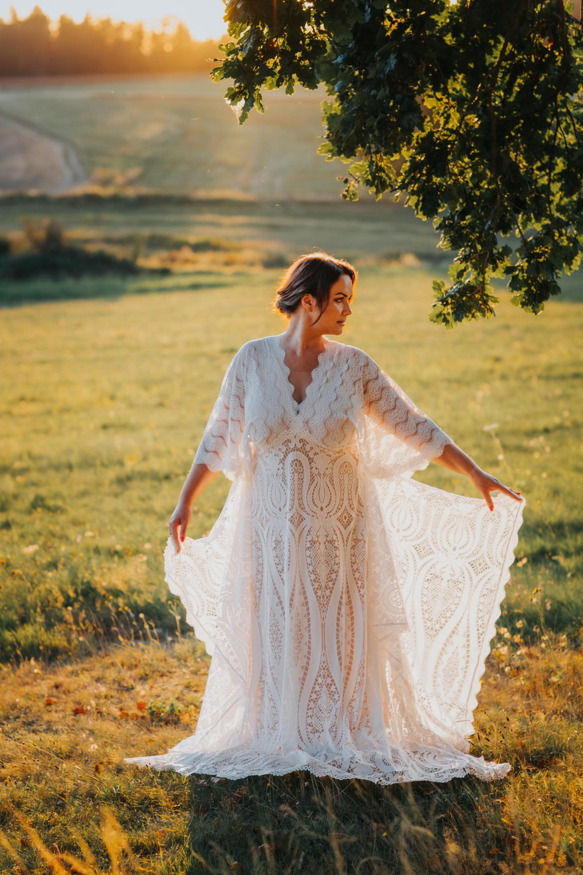bohemian wedding dress curvy Plus Size Boho Wedding Dresses