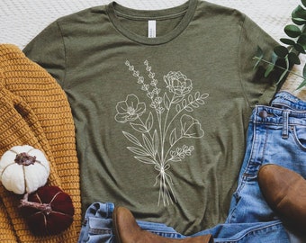 Custom Birth Month Flower Bouquet Shirt, Personalized Gift for Mom, Grandma Garden T-Shirt, Sentimental Mother's Day Gift for Plant Mama