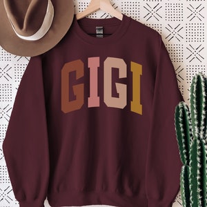 Gigi Sweatshirt, New Gigi Gift, Gigi Sweater, Custom Mothers Day Gift for Grandma, Best Gigi Shirt, Gigi To Be Pregnancy Announcement Hoodie