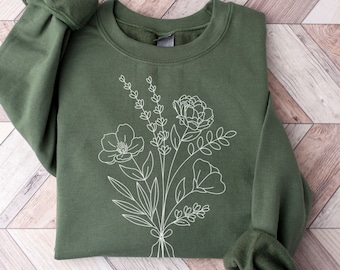 Custom Birth Month Flower Bouquet Sweatshirt, Personalized Gift for Mom, Grandma Garden Shirt, Sentimental Mother's Day Gift for Plant Mama